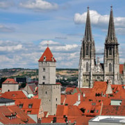 Regensburg: Express Walk with a Local in 60 minutes