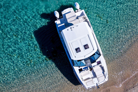 Cala Gonone: Gulf of Orosei Catamaran Cruise with Aperitif