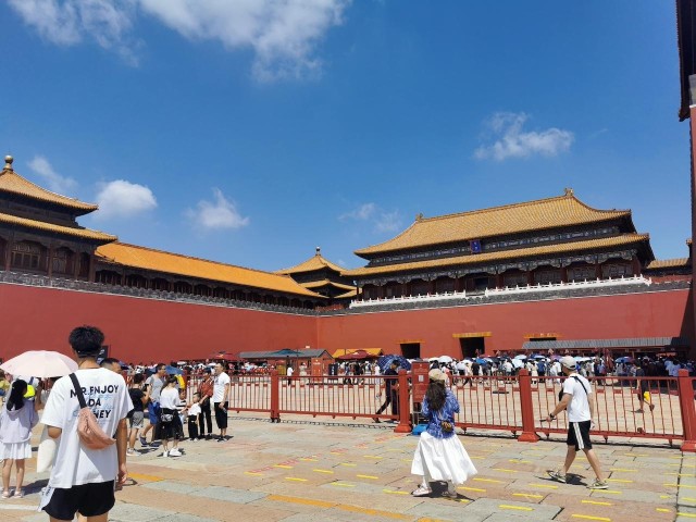 Visit Beijing Forbidden City Walking Tour with Local Guide in Beijing