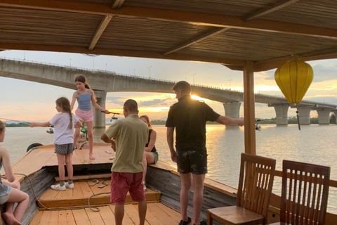 HoiAn: Sunset Fishing Boat Tour and BBQ Dinner with locals