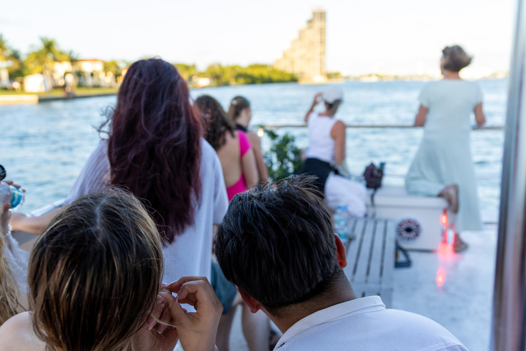 Miami: Biscayne Bay Architecture, Design & History Tour