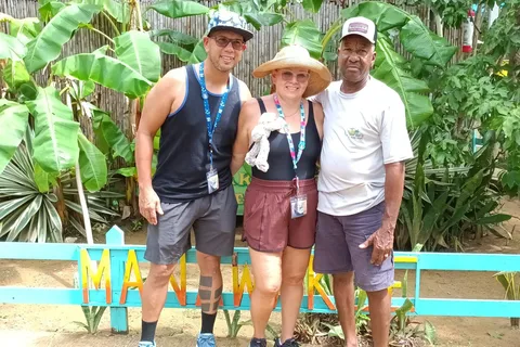 Daniel Johnson Sloths + Beach & Island Tour