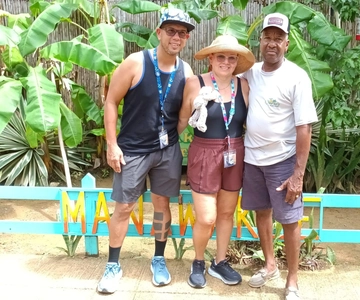 Daniel Johnson Sloths + Beach & Island Tour