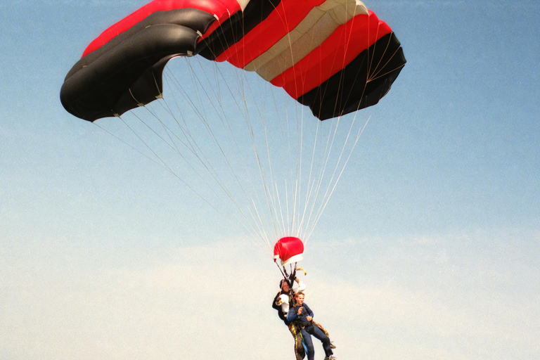 Munich: Private Skydiving Experience with Hotel Pickup