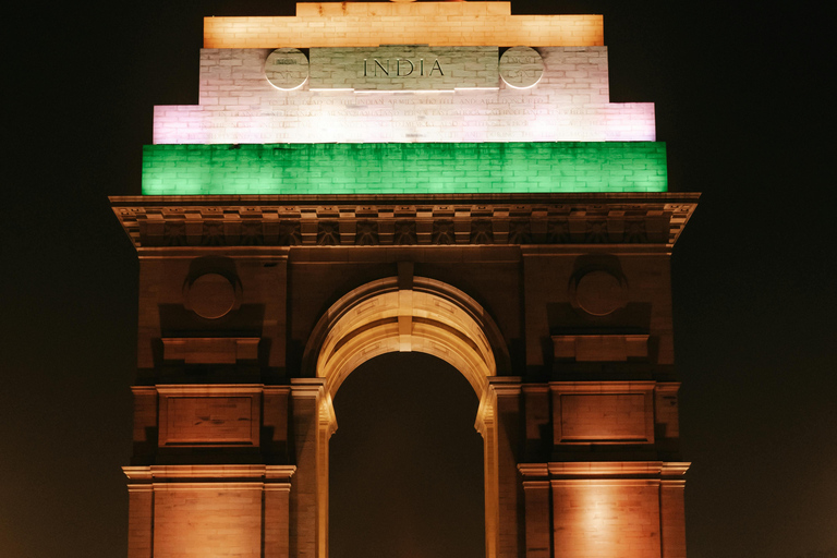 Delhi: Akshardham Temple India Gate & Safdarjung Night Tour Delhi: Night Tour with Car, Driver, Guide and Entry Fees