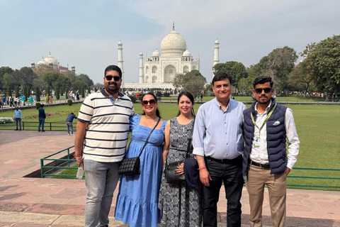 Agra: Taj Mahal, Agra Fort & Baby Taj Skip-The-Line Tour Expert Tour Guide Only