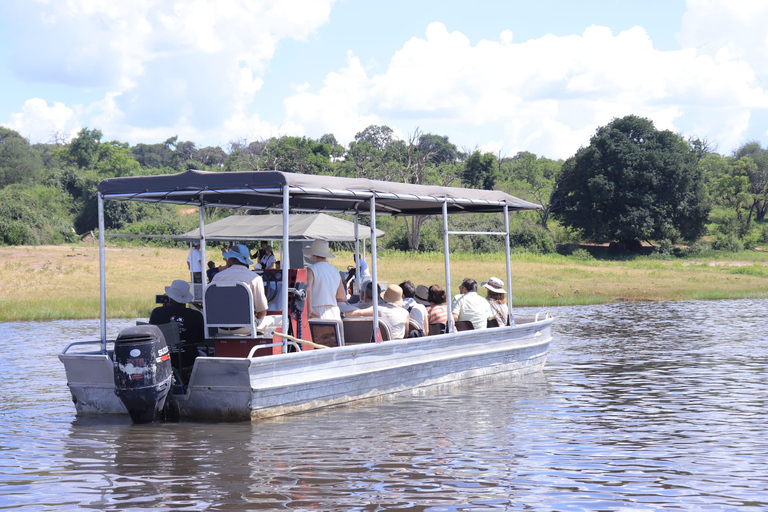 Kasane: Chobe National Park Game Drive and Boat Cruise