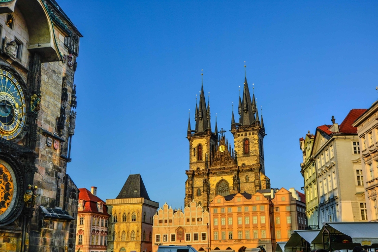 Dresden-Prag Einweg-Sightseeing-ReiseTour mit Guide; kein Eintritt oder Mittagessen.