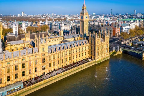 ロンドン：国会議事堂とウェストミンスター寺院のガイド付きツアーを