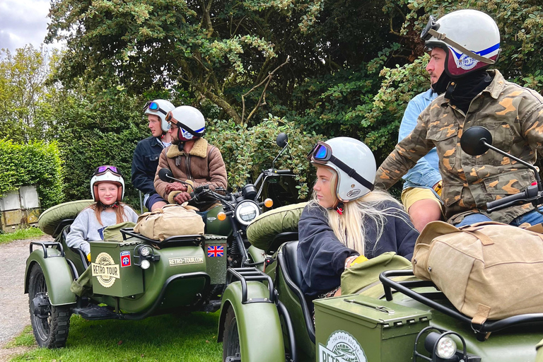 Bayeux: 2-godzinna wycieczka po plażach D-Day zabytkowym wózkiem bocznym