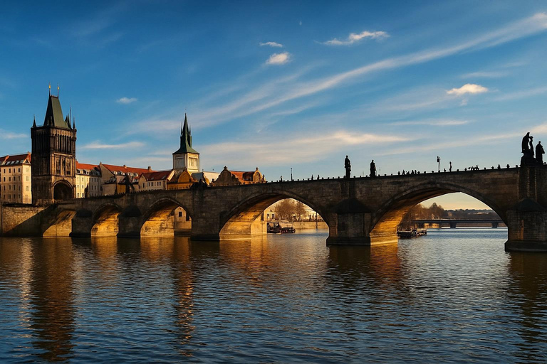 Prague: 1-Hour Prosecco Party Cruise with Unlimited Prosecco