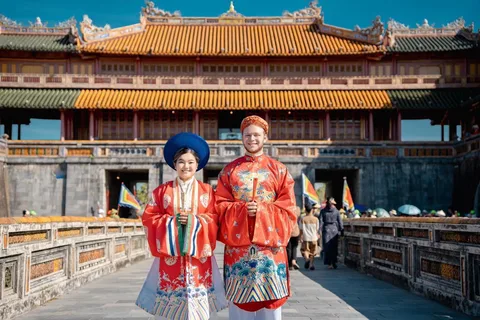 Descubre la Ciudadela Imperial de Hue Tour privado con servicio de recogida gratuito