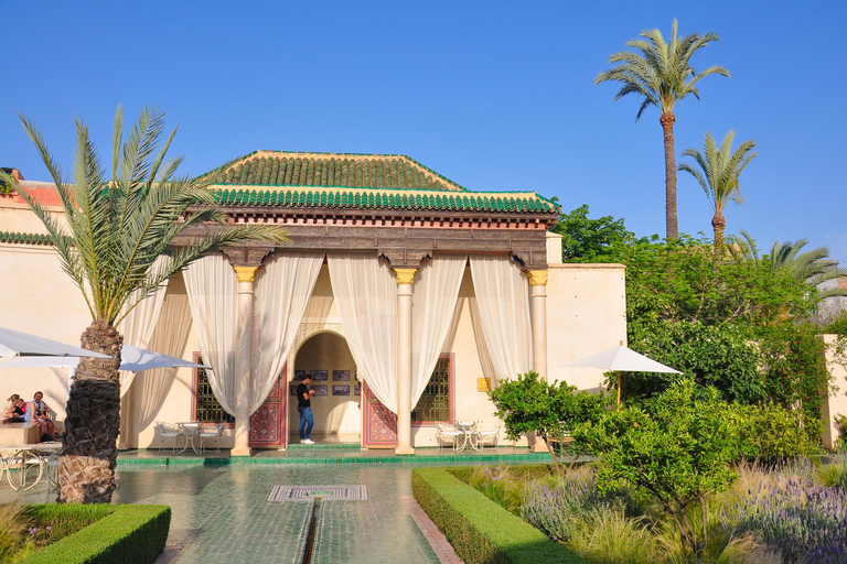 Marrakesh: Bahia Palace, Ben Youssef Medersa & Secret Garden Private Tour in French - Meeting at Your Riad in the Medina