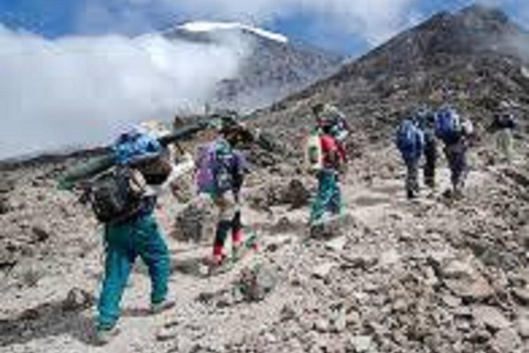 Niezapomniany trekking Kilimandżaro - 1 dzień szlakiem Rongai