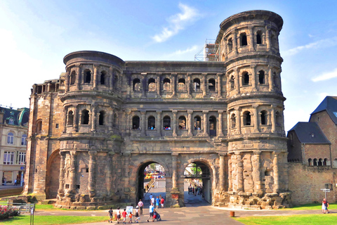 Paris/Frankfurt/Amsterdam: 7-Day Western Europe Loop Tour Joining from Frankfurt on Monday