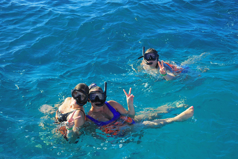 Punta Cana : Fête en bateau avec plongée en apnée et arrêt en piscine naturelle