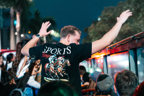 Taipei: Tipsy Bus 2.0 Bar-Hopping & Nightlife Experience