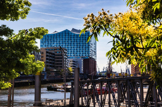 Hamburg: Discovery Tour - Westfieldcenter to Elbphilharmonie