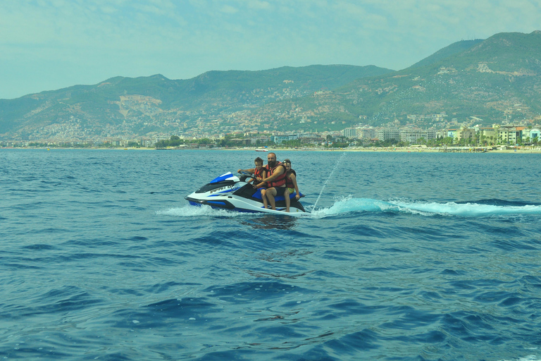 Alanya: Passeio de jet ski com vistas da costa e instruções de segurançaMotorista e passageiro (2 pessoas em 1 jet ski)