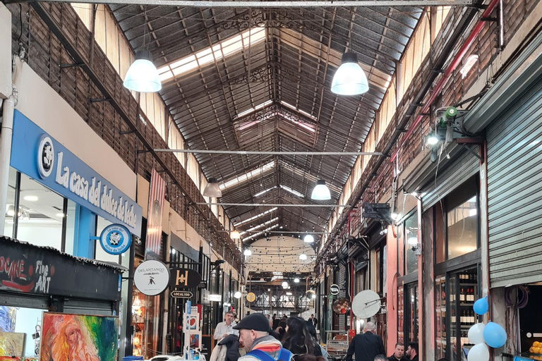 Buenos Aires: ¡San Telmo, Historia, Bares y Tango!Descubre San Telmo: ¡Historia, bares y tango!