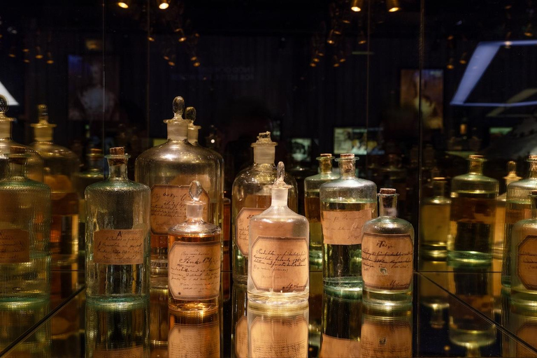 Stockholm: Spritmuseum Entry Ticket with Guided Introduction