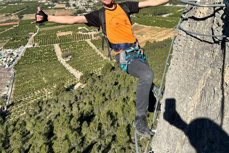 Marxuquera: La Falconera Via FerrataMarxuquera: Falconera Via Ferrata