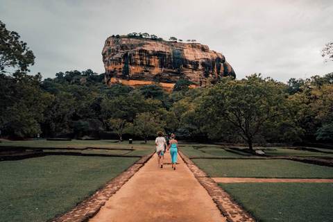 Kandy: Sigiriya & Dambulla Private Day Trip by Tuk-Tuk