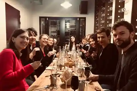 Parijs: 5 wijnen / 1 sommelier / Alles kan gebeuren