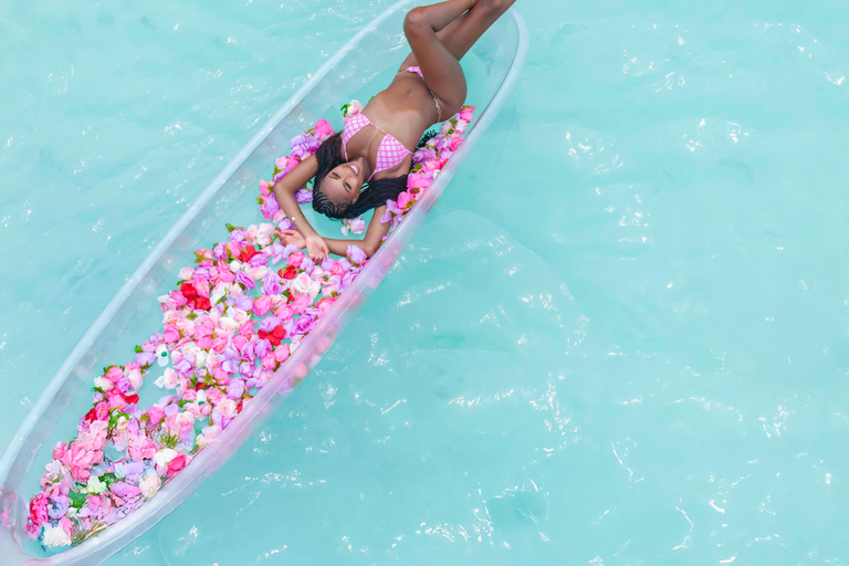 Aruba Clear Kayak Photoshoot with Cocktails