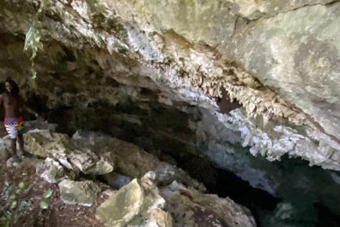 Zanzíbar: Laguna Azul, Restaurante de Roca, Cueva y Excursión a la Playa