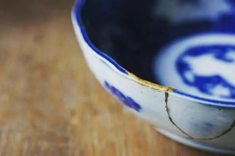 Osaka: Kintsugi Workshop, skönhet i trasigheten