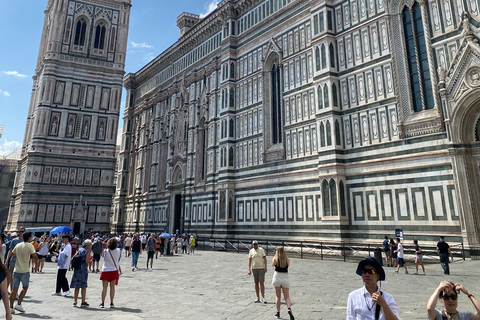 从卢卡或里窝那港口出发的比萨和佛罗伦萨之旅