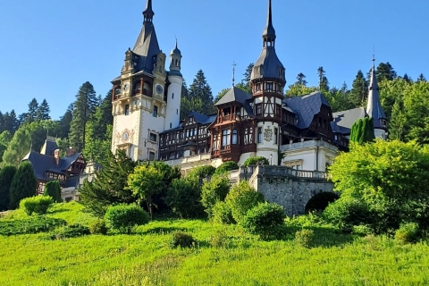 From Bucharest: Sinaia Full-Day Tour