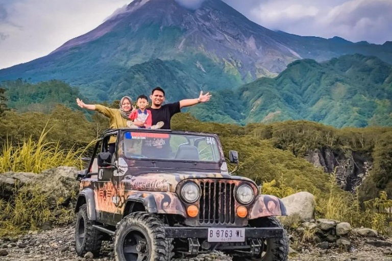 Yogyakarta: Private Merapi Jeep Adventure & Riverside Escape