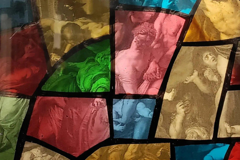 Amman: Stained Glass Workshop with Snacks and Drinks