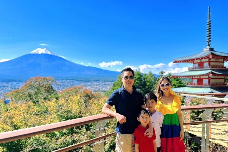 Tokyo: Mt.Fuji Area, Oshino Hakkai, & Kawaguchi Lake Tour Tour from Shinjuku Bank Meeting Point