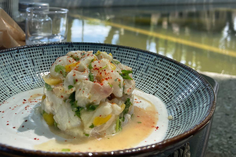 Provence Gourmet Market & Village Tour: Aix, Cucuron, & Lourmarin