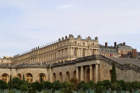 Palatul Versailles și Giverny Tur privat cu ghid din Paris