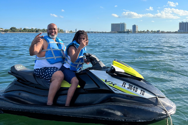 Miami: Miami Beach Jetski Ride with Boat and DrinksExperience with 1 Hour of Jet Ski Time