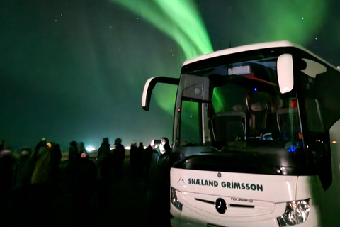 Caccia all&#039;aurora boreale di 3 giorni e tour della laguna dei ghiacciaiCategoria standard - Bagno nella laguna blu incluso