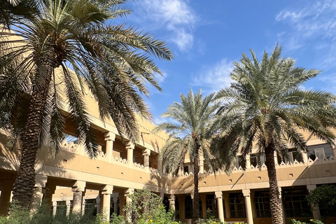 Riyadh: Masmak Fort, Souq AlZal, and Murabba Palace Tour