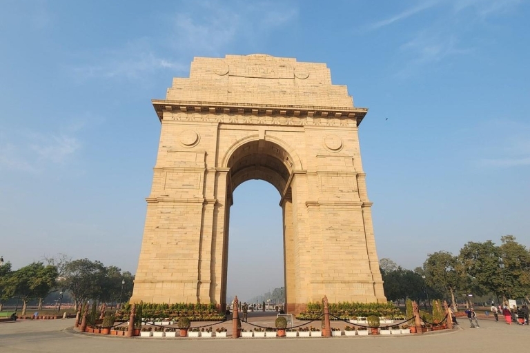 Vanuit Delhi: privé 4-daagse Gouden Driehoek tour per AC autoPrivévervoer, reisleiding met 4 sterren hotels