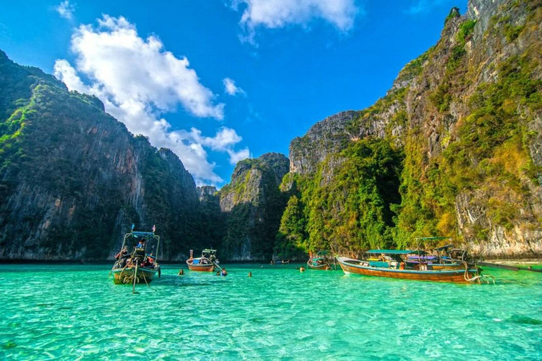 Phi Phi Island Övernattningspaket 2dagar,1natt och aktiviteter