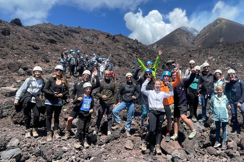 Etna: Excursión guiada a la zona de la cumbre con viaje en teleférico