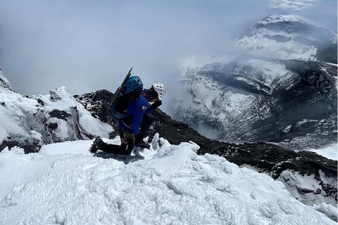 Quito: 2-Day Cotopaxi Climbing Tour