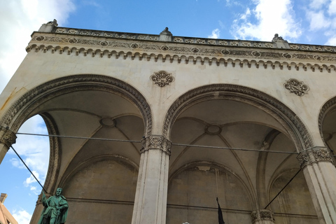 Residence of Munich private tour with skip the line ticket Tour plus Treasure Chamber