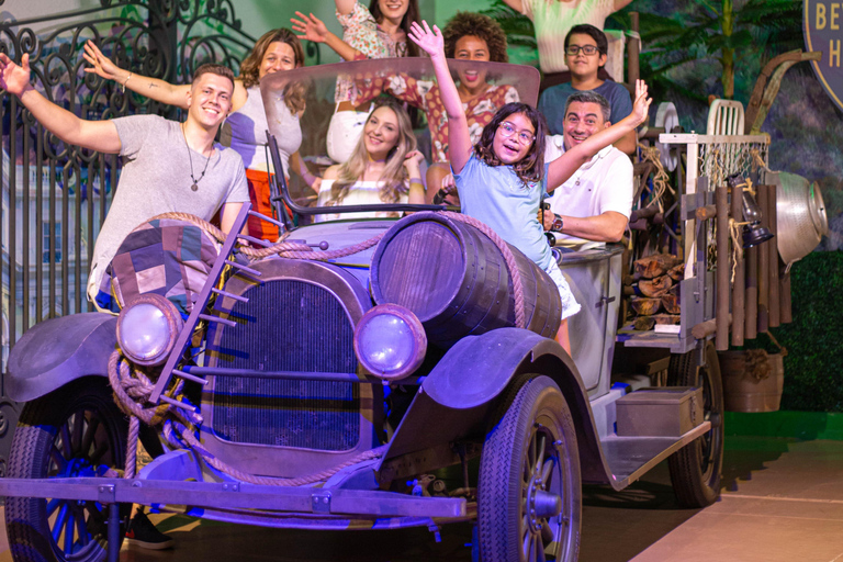 Check out the Water Show and Car Exhibition at Wonder Park in Foz do Iguaçu Water Show and Car Exhibition at Wonder Park in Foz do Iguaçu