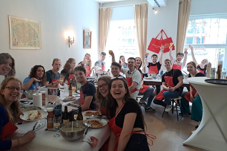 Brugge: Workshop Belgische wafels maken met bierproeverijIn het centrum van Brugge