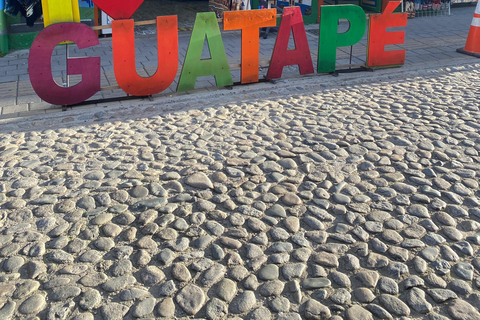 جولة غواتابي: ألتو ديل تشوتشو، وبيدرا ديل بينيول، والغداء، والمزيد