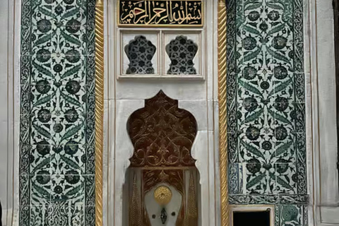 Topkapi Palace & Harem Skip-the-Line Guided Entry